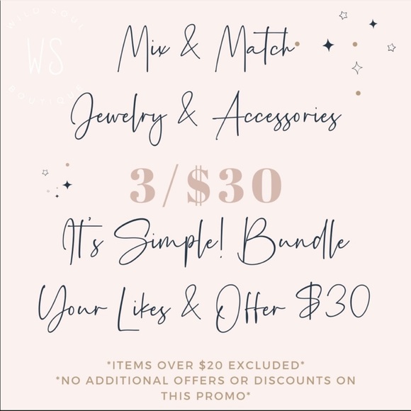 • Melanie • Simple Heart Necklace - Picture 4 of 4